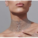 Collar, 18-carat white gold with diamonds Collar, 18-carat white gold with diamonds