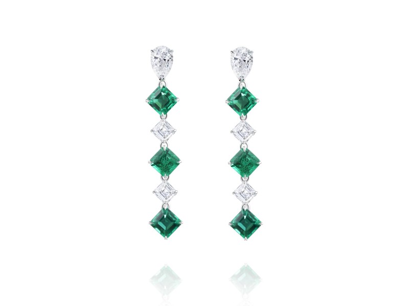 Earrings, 18-carat white gold with diamonds