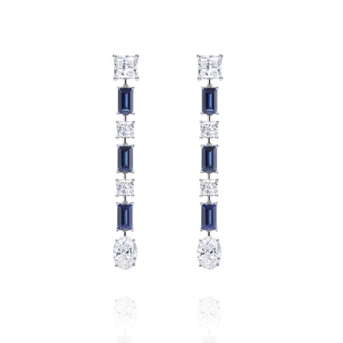 Earrings, 18-carat white gold with diamonds and sapphires Earrings, 18-carat white gold with diamonds and sapphires