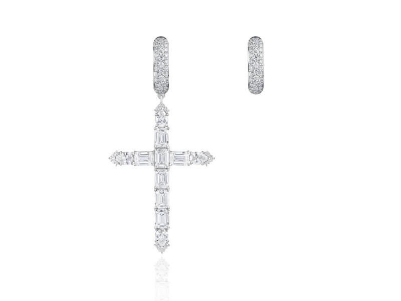 Earrings, 18-carat white gold with diamonds