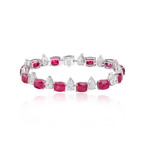Bracelet, 18-carat white gold with diamonds and rubies Bracelet, 18-carat white gold with diamonds and rubies