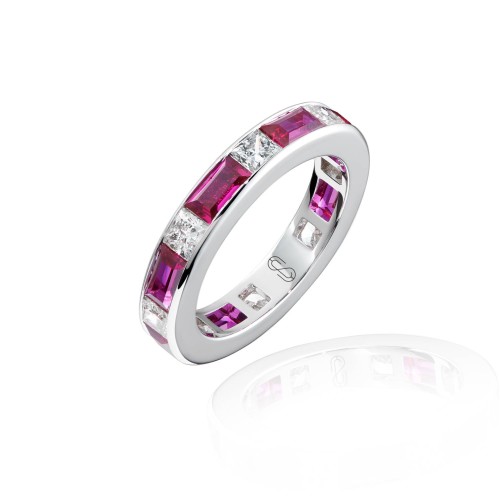 Ring, 18-carat white gold with diamonds and rubies Ring, 18-carat white gold with diamonds and rubies