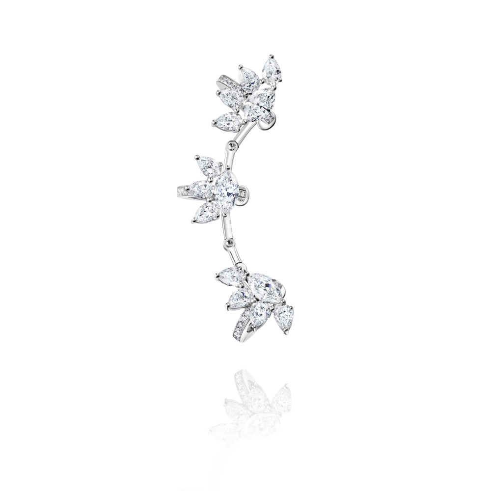 Kaff earring, 18-carat white gold with diamonds
