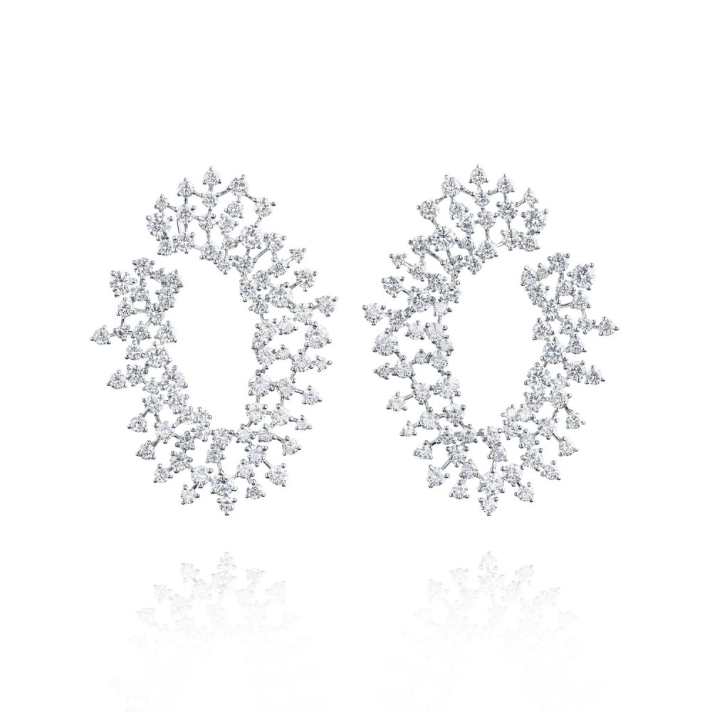 Earrings, 18-carat white gold with diamonds