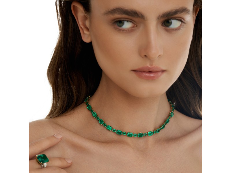 Transformable necklace, 18-carat yellow gold with emeralds
