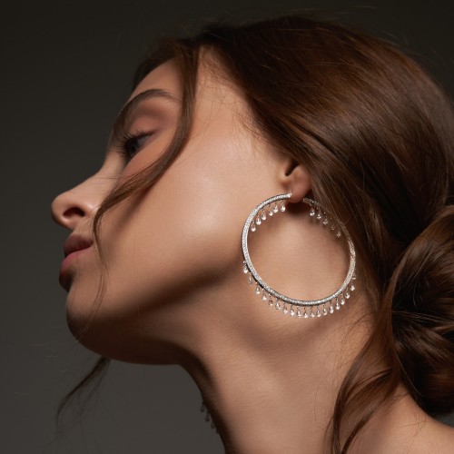 Earrings, 18-carat white gold with diamonds