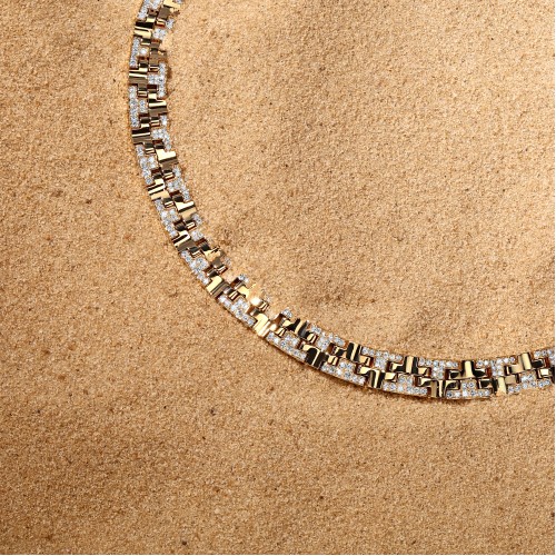 Necklace, 18-carat yellow gold with diamonds Necklace, 18-carat yellow gold with diamonds