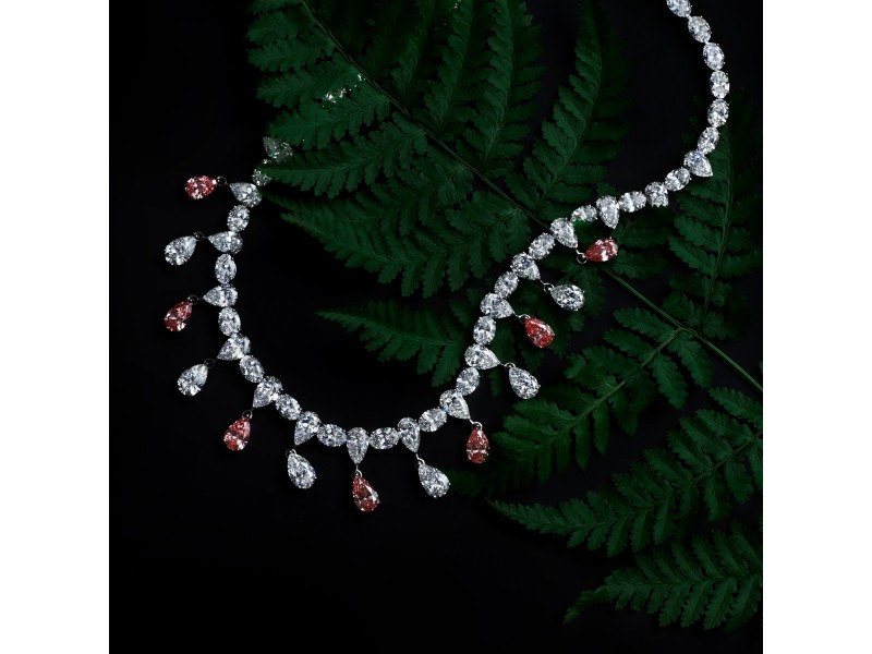 Necklace/Necklace, 18-carat white gold with diamonds
