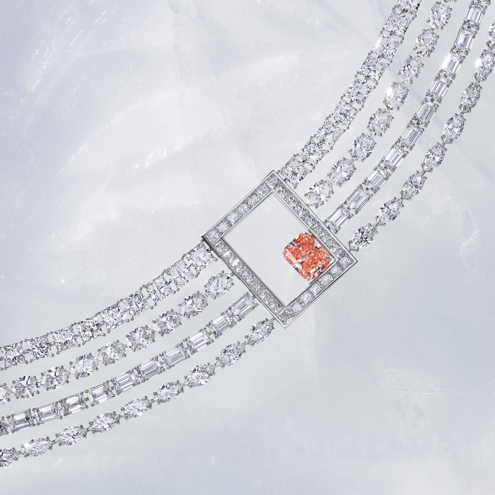 Necklace, 18-carat white gold with pink diamonds