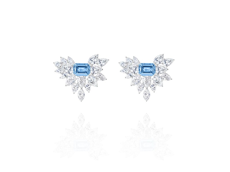 Earrings, 18-carat white gold with diamonds