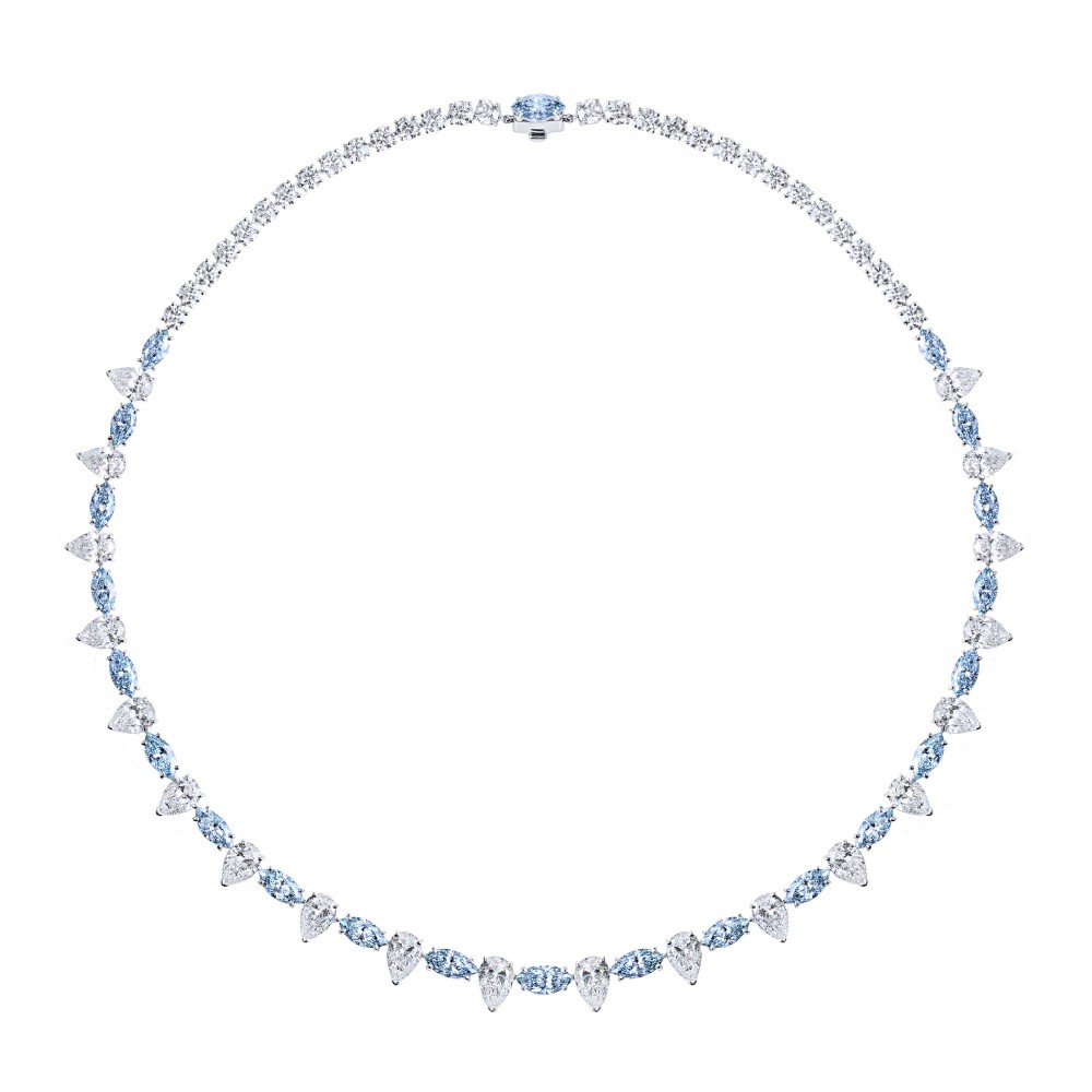 Necklace, 18-carat white gold with diamonds
