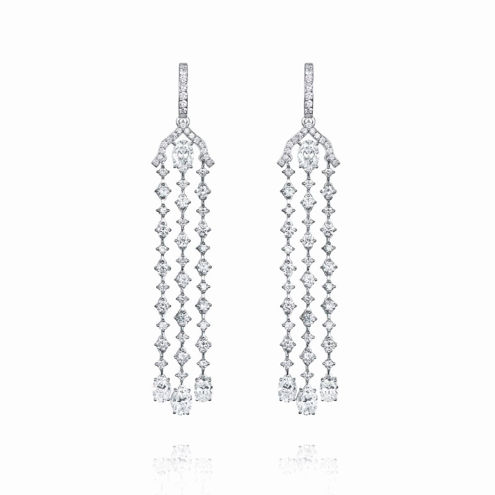 Earrings, 18-carat white gold with diamonds