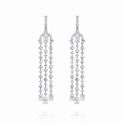 Earrings, 18-carat white gold with diamonds Earrings, 18-carat white gold with diamonds