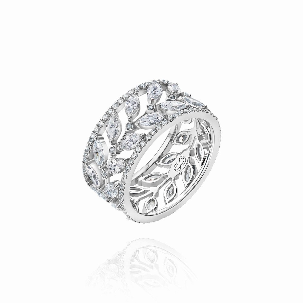 Ring, 18-carat white gold with diamonds