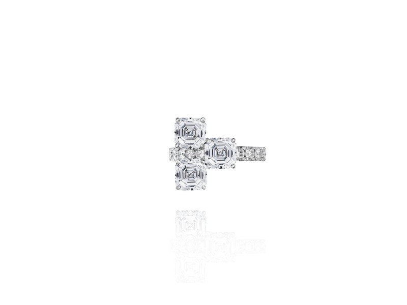 Kaff earring, 18-carat white gold with diamonds