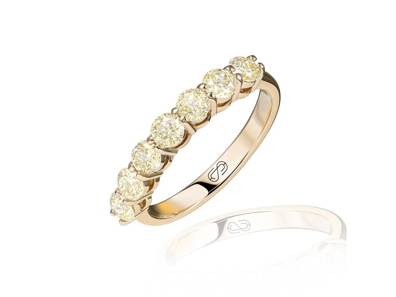 Ring, 18-carat yellow gold with diamonds