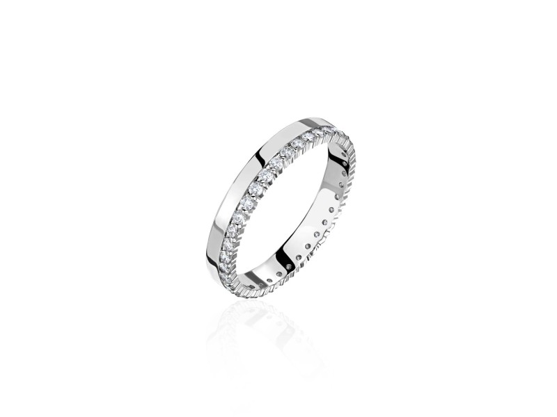 Wedding ring, 18-carat white gold with diamonds