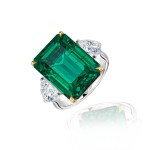 Ring, White gold/18k yellow gold with diamonds and emeralds