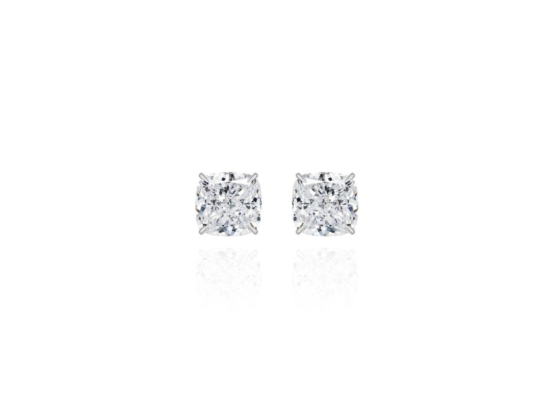 Stud earrings, 18-carat white gold with diamonds Stud earrings, 18-carat white gold with diamonds