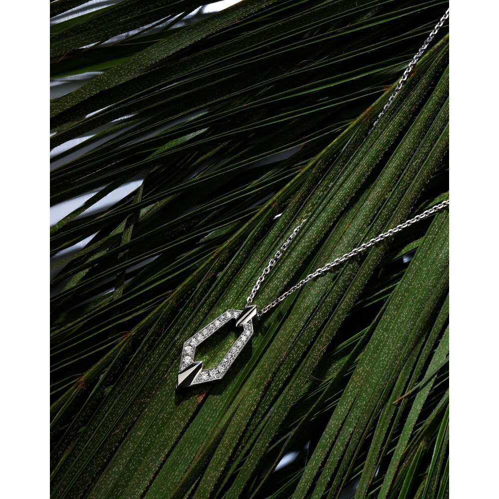Necklace, 18-carat white gold with diamonds