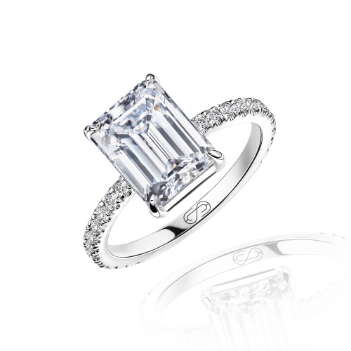 Ring, 18-carat white gold with diamonds Ring, 18-carat white gold with diamonds
