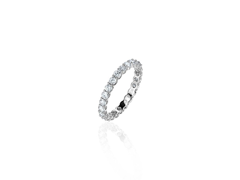 Wedding ring, 18-carat white gold with diamonds