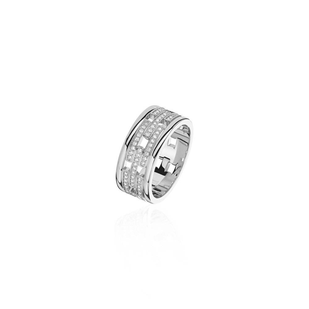Ring, 18-carat white gold with diamonds