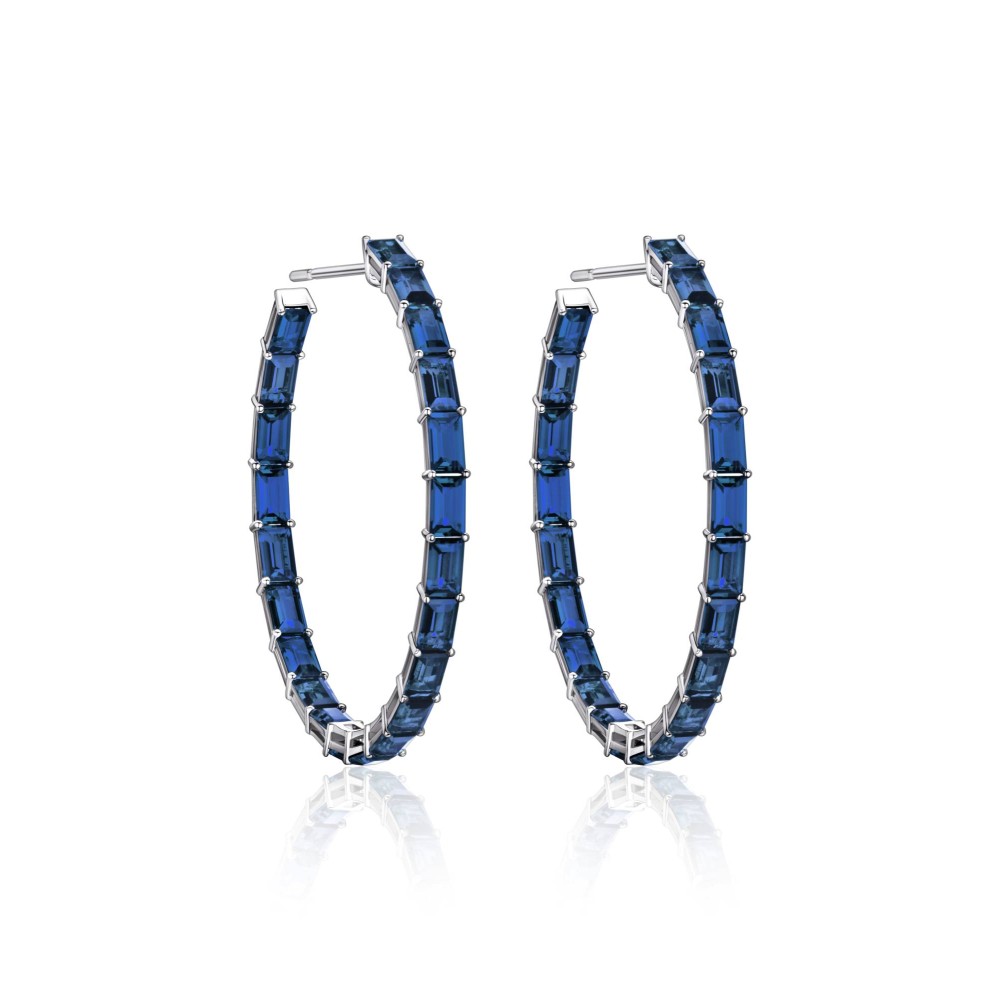 Earrings 18-carat white gold with saphire