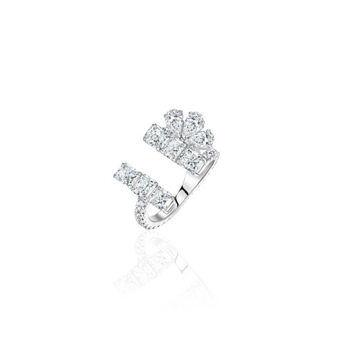 Ring 18-carat white gold with diamonds