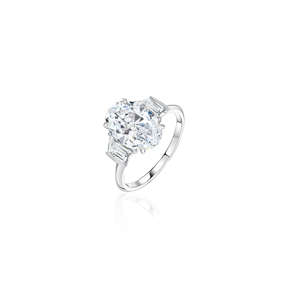 Ring 18-carat white gold with diamonds