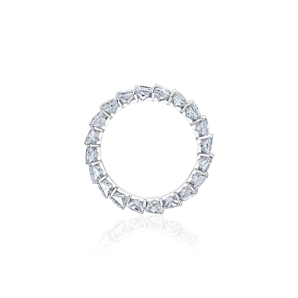 Ring 18-carat white gold with diamonds