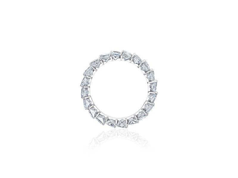 Ring 18-carat white gold with diamonds