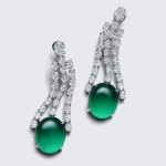 Earrings, 18-carat white gold with diamonds and emeralds