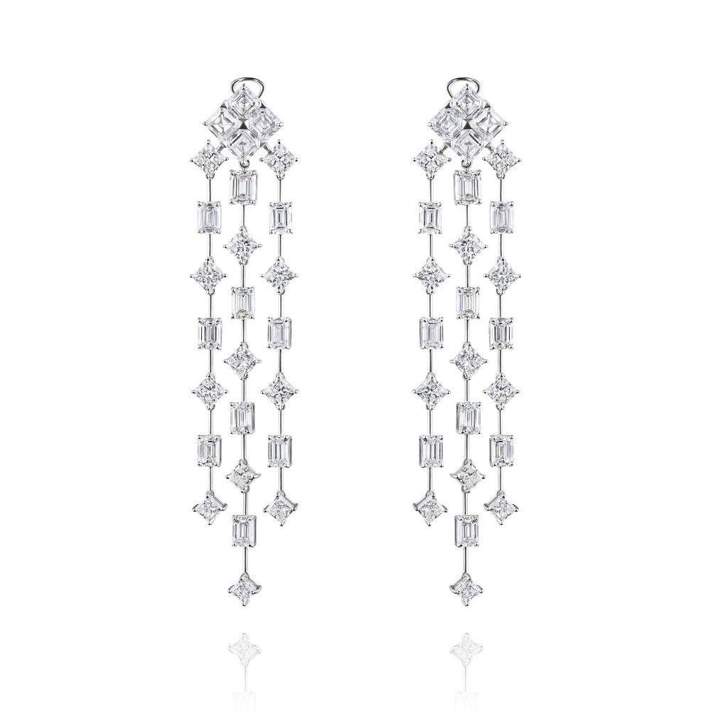Earrings, 18-carat white gold with diamonds