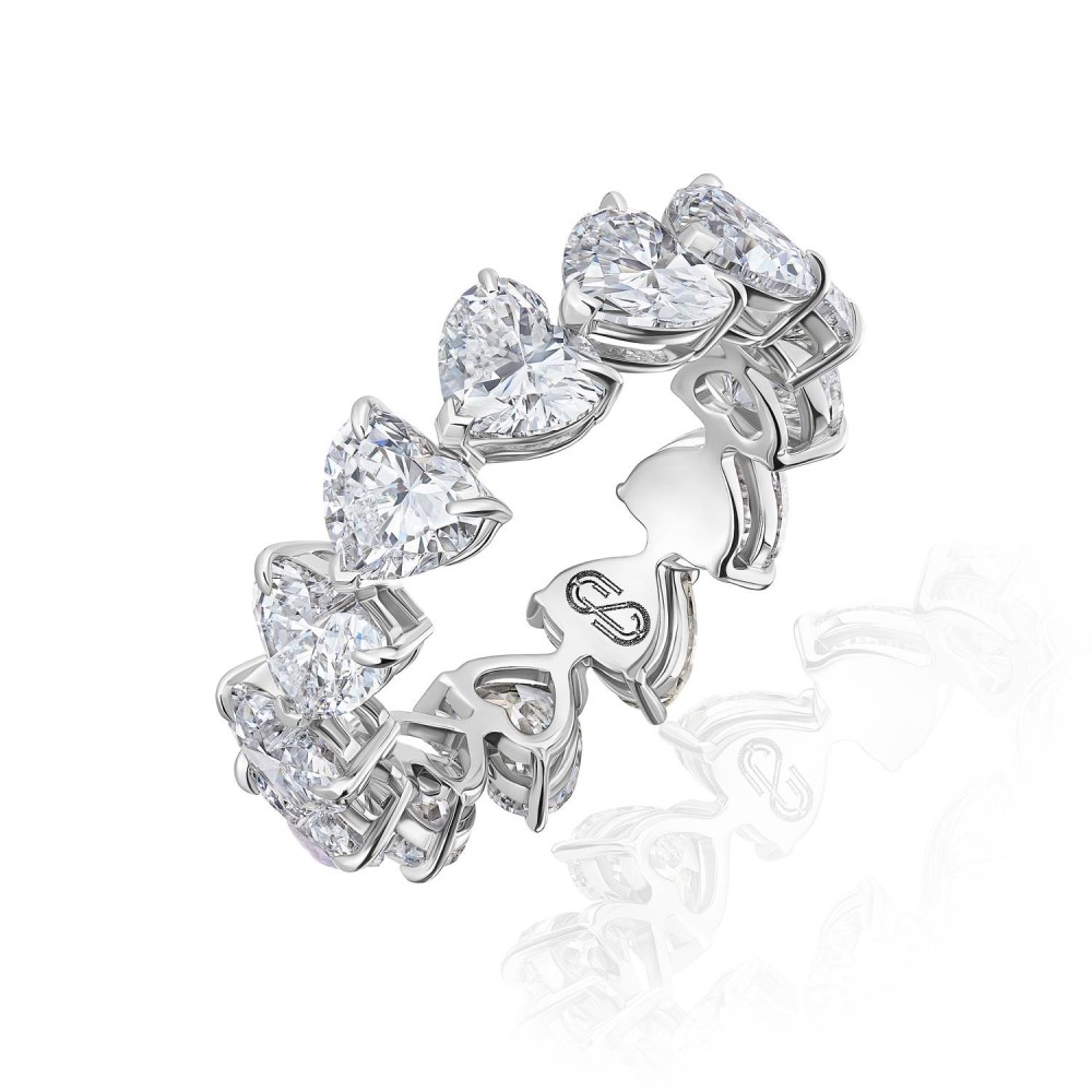 Ring, 18-carat white gold with diamonds