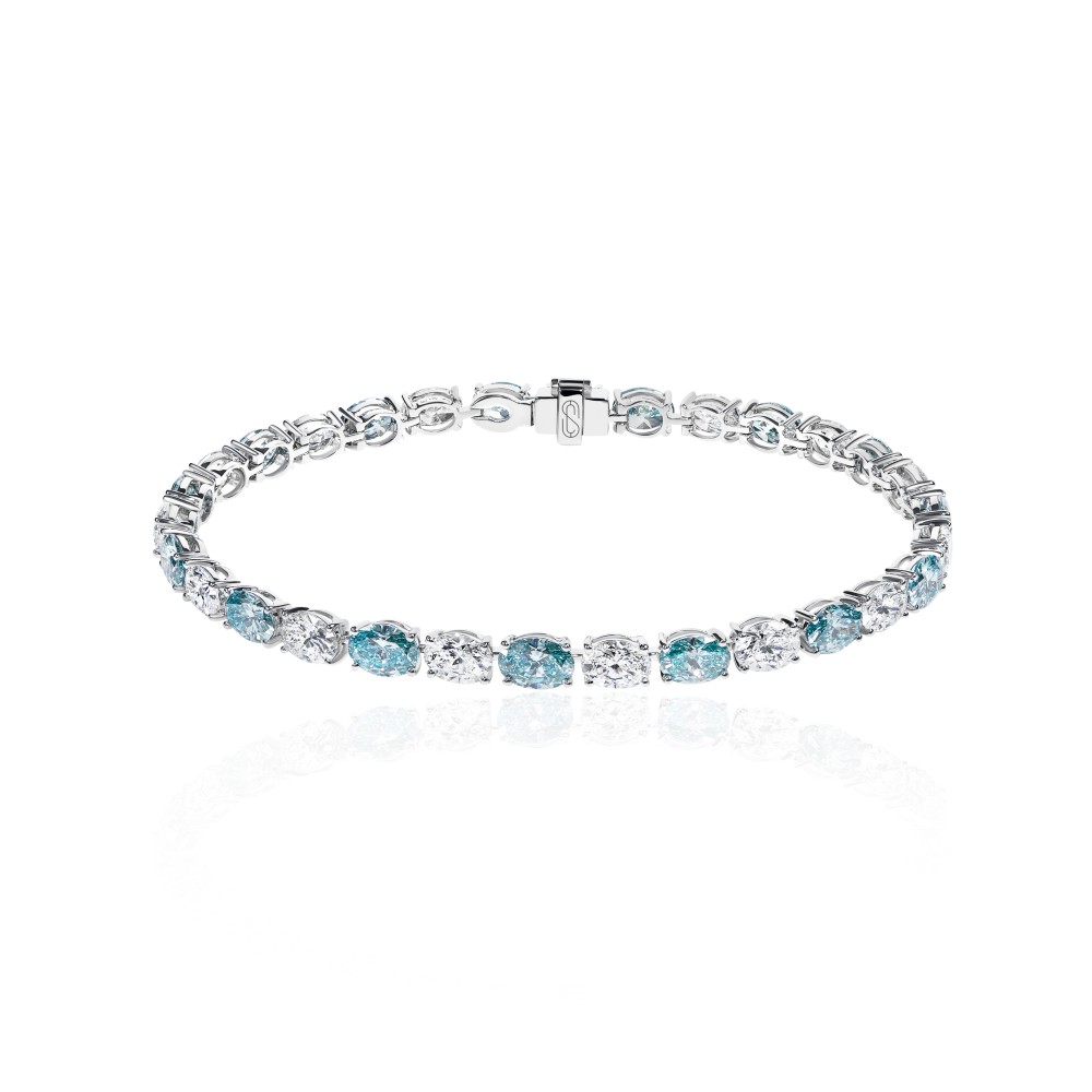 Bracelet, 18-carat white gold with diamonds