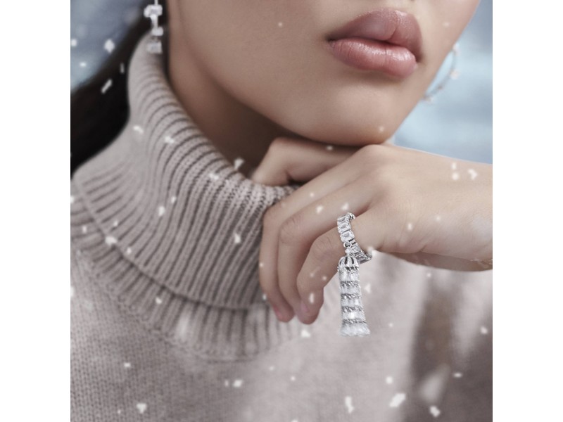 Ring "Tassel", 18-carat white gold with diamonds